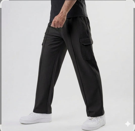 BLACK TWO POCKET TROUSERS IN FRENCH TERRY
